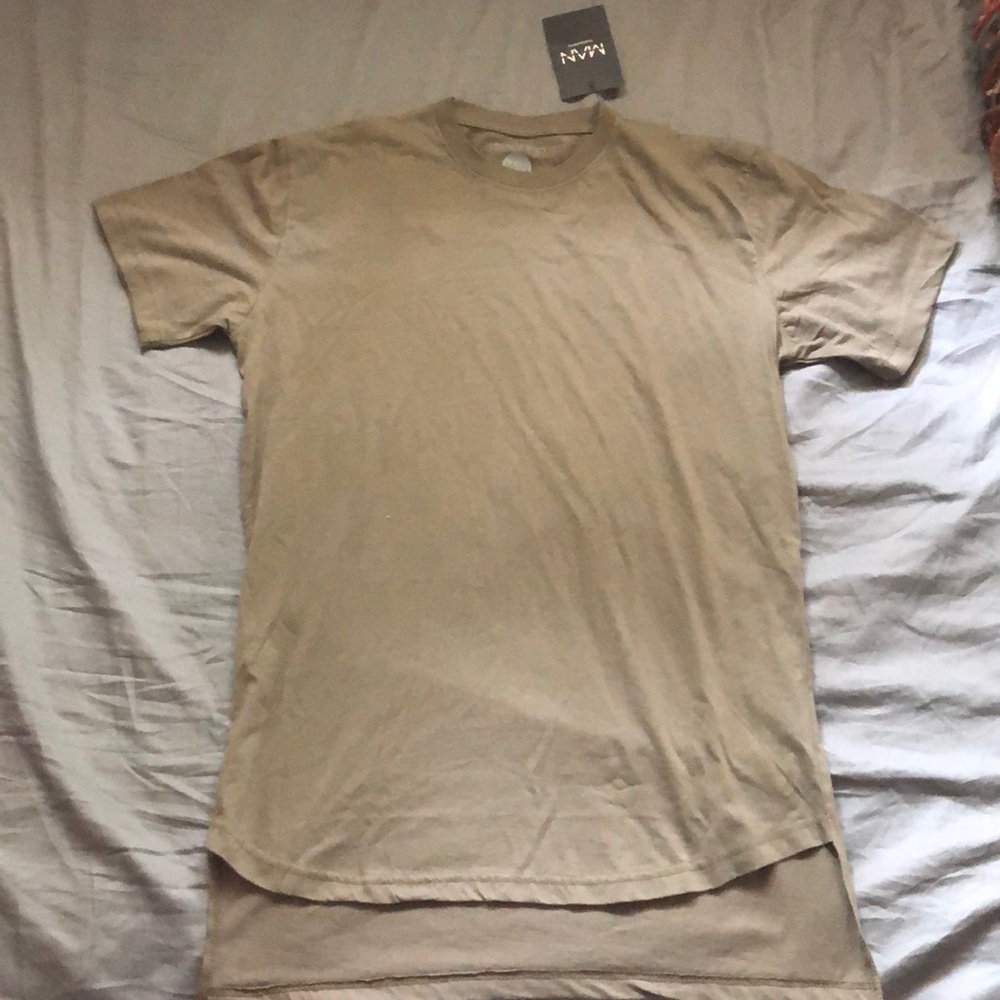 Short sleeve long line curved hem T-shirt